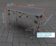 Skládací stůl hliníkový - délka 150cm je vhodný nejen jako prodejní pult. Obsahuje hliníkovou skládací konstrukci, srolovatelný pult a přepravní tašku. Výška stolu je nastavitelná - 73-97cm.